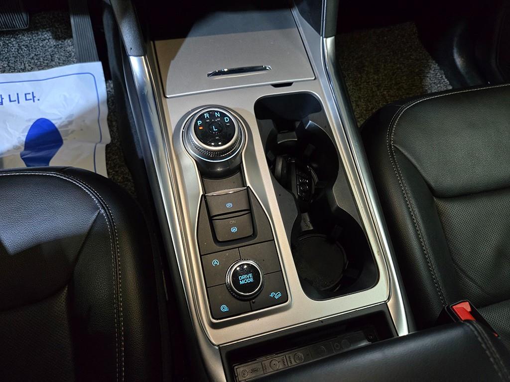 Ford Explorer - Vista 12