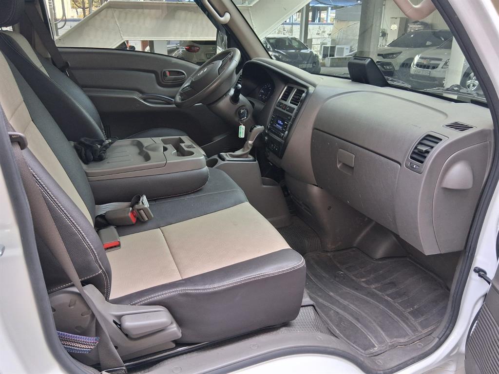 Small Truck Cargo (small) 2025 Blanco - Importación desde Corea - HF Imports Iquique - Foto 19