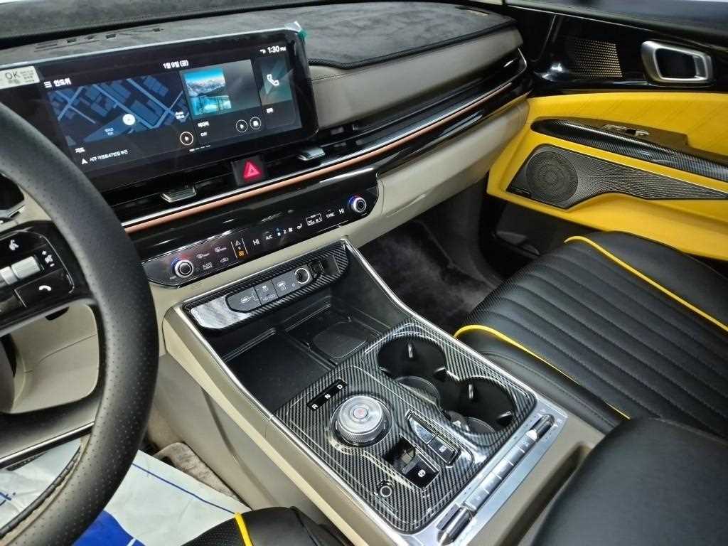 KIA Carnival - Vista 10