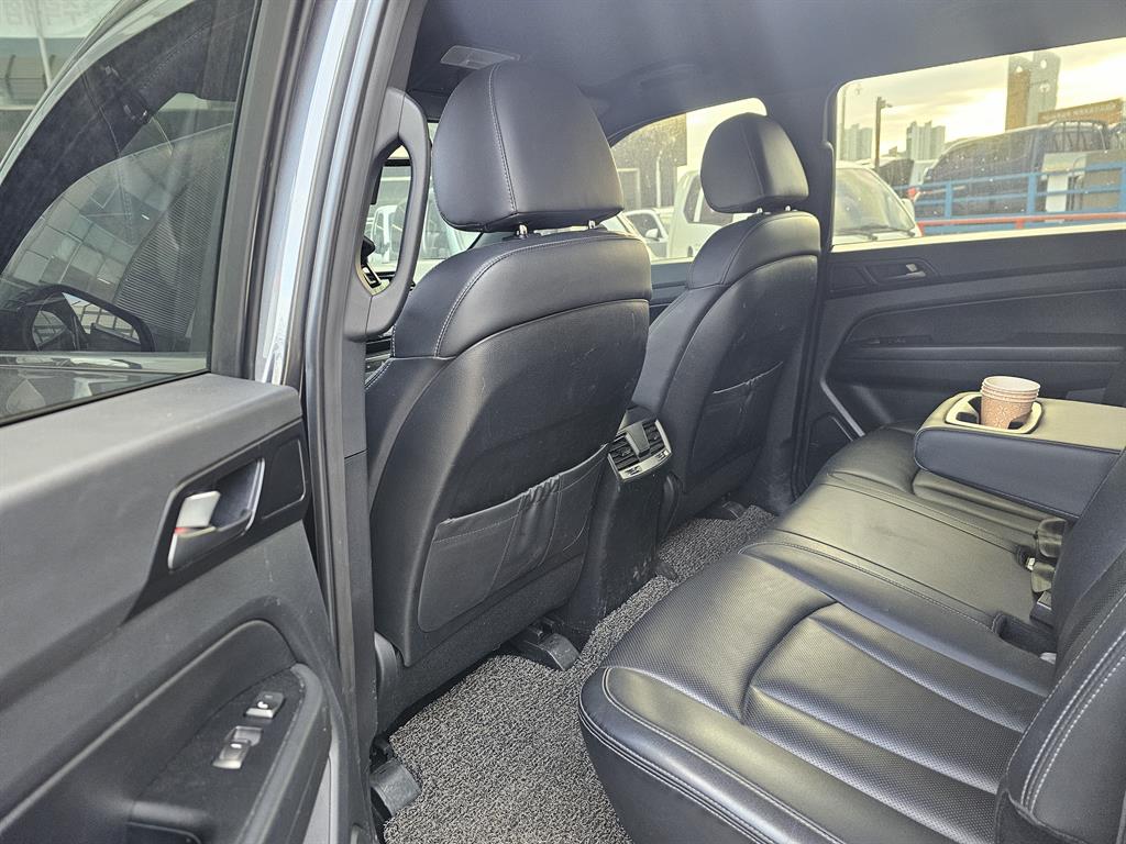 Ssangyong Rexton - Vista 6