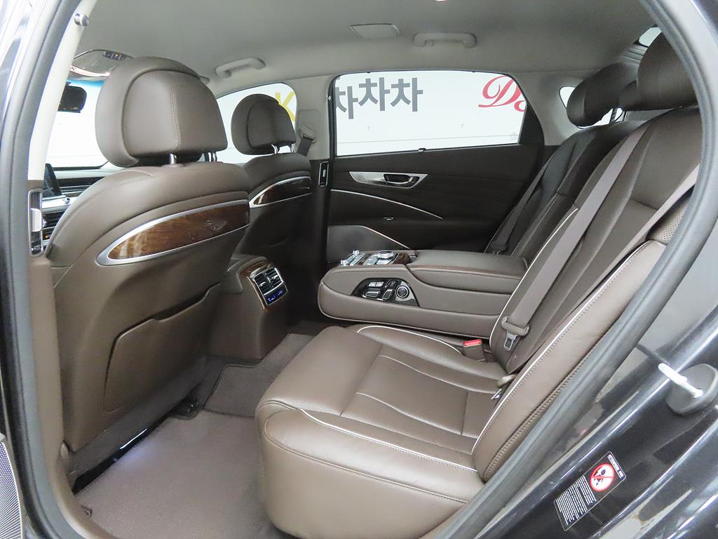 KIA K9 - Vista 6