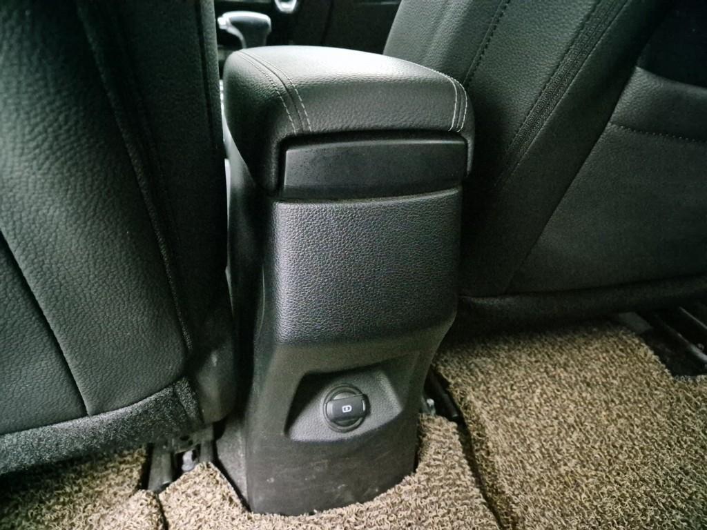 KIA Stonic - Vista 8