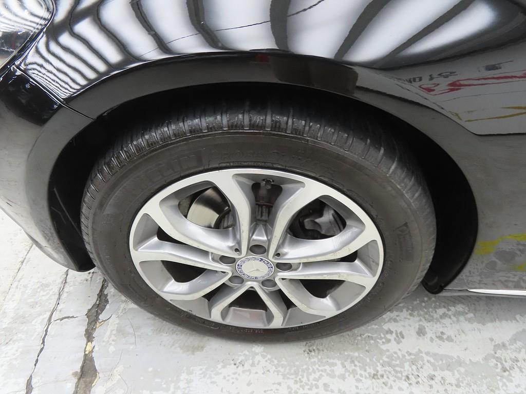 Mercedes Benz C Class 2017 Negro - Importación desde Corea - HF Imports Iquique - Foto 20