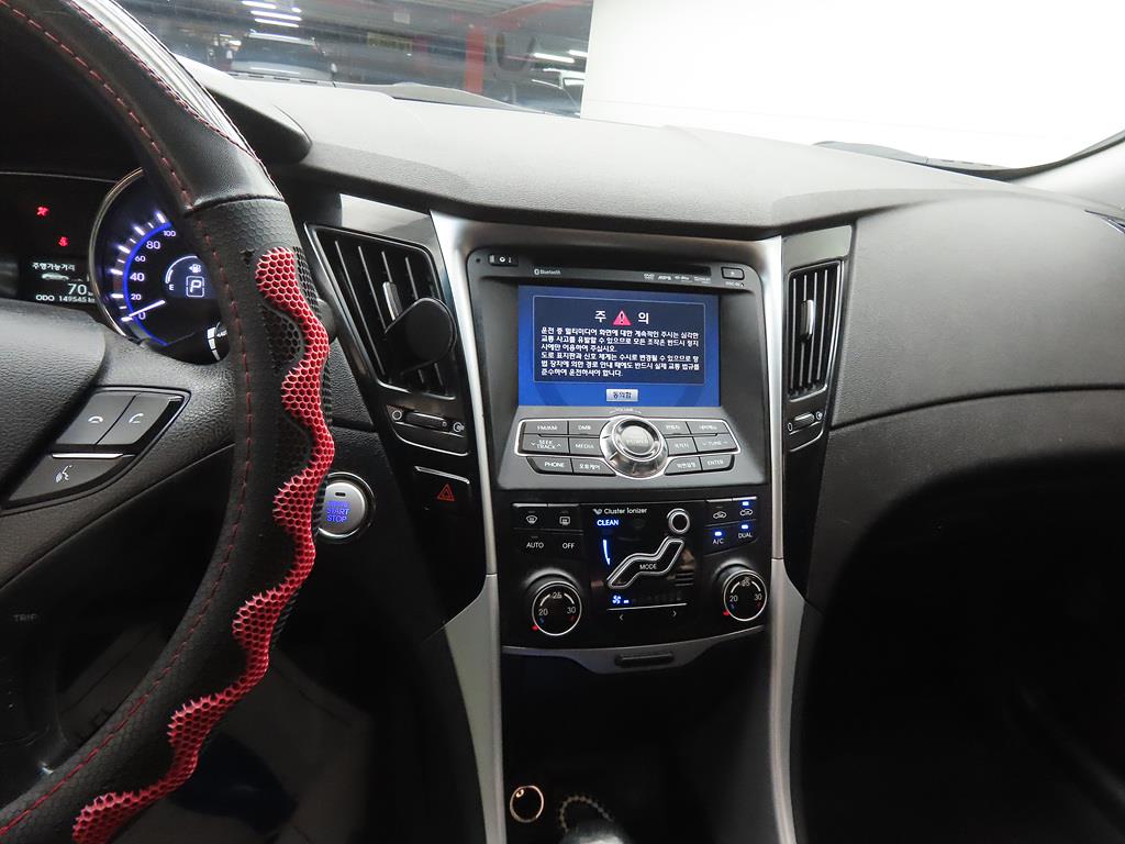 HYUNDAI Sonata - Vista 10