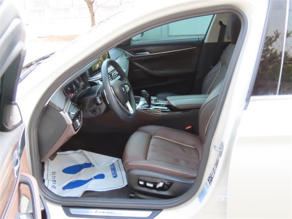 BMW 5 Series 2023 - Importación desde Corea - HF Imports Iquique - Foto 13