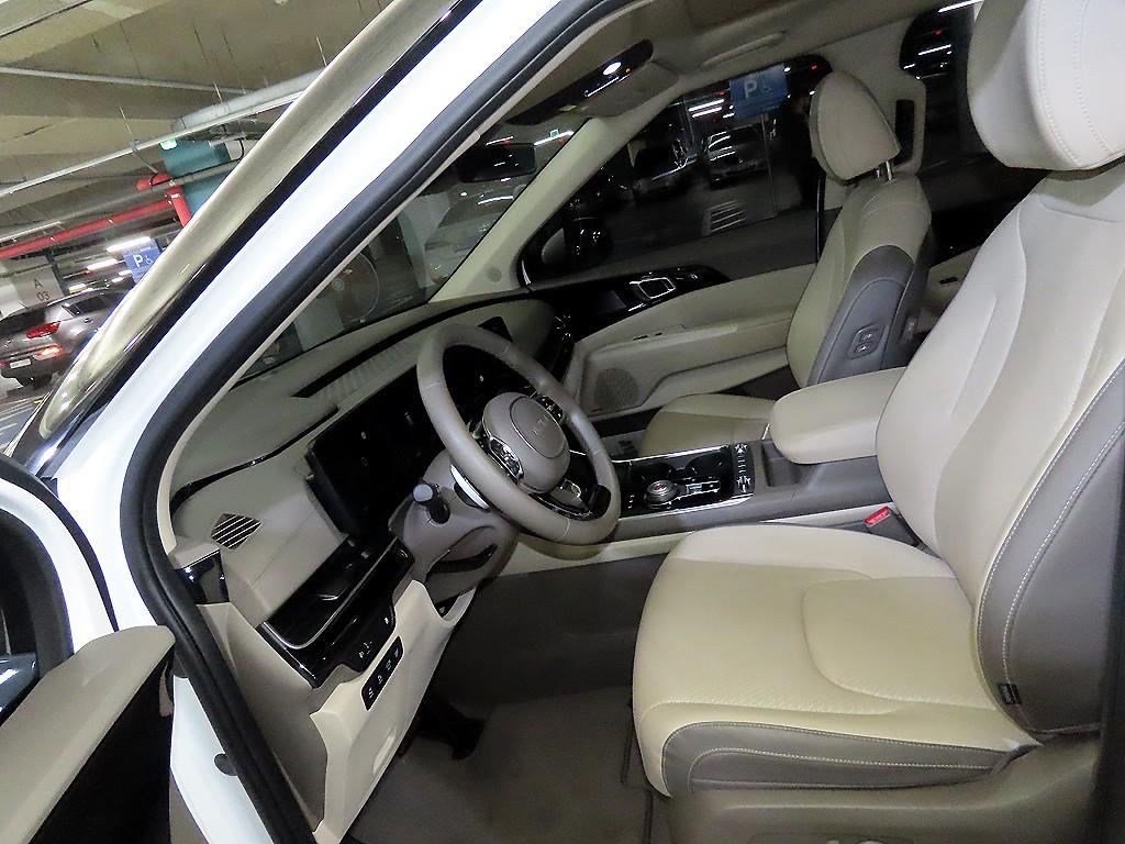 KIA Carnival - Vista 6