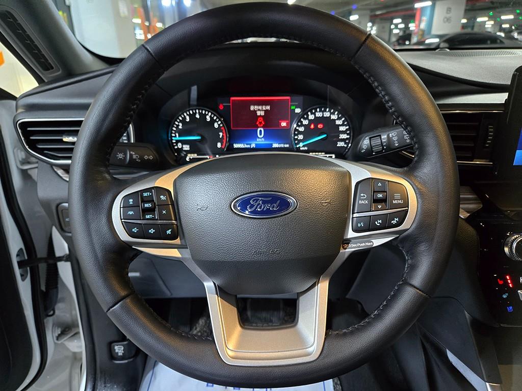 Ford Explorer - Vista 8