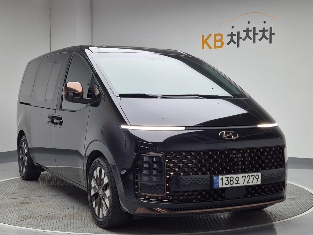 HYUNDAI Staria - Vista 4