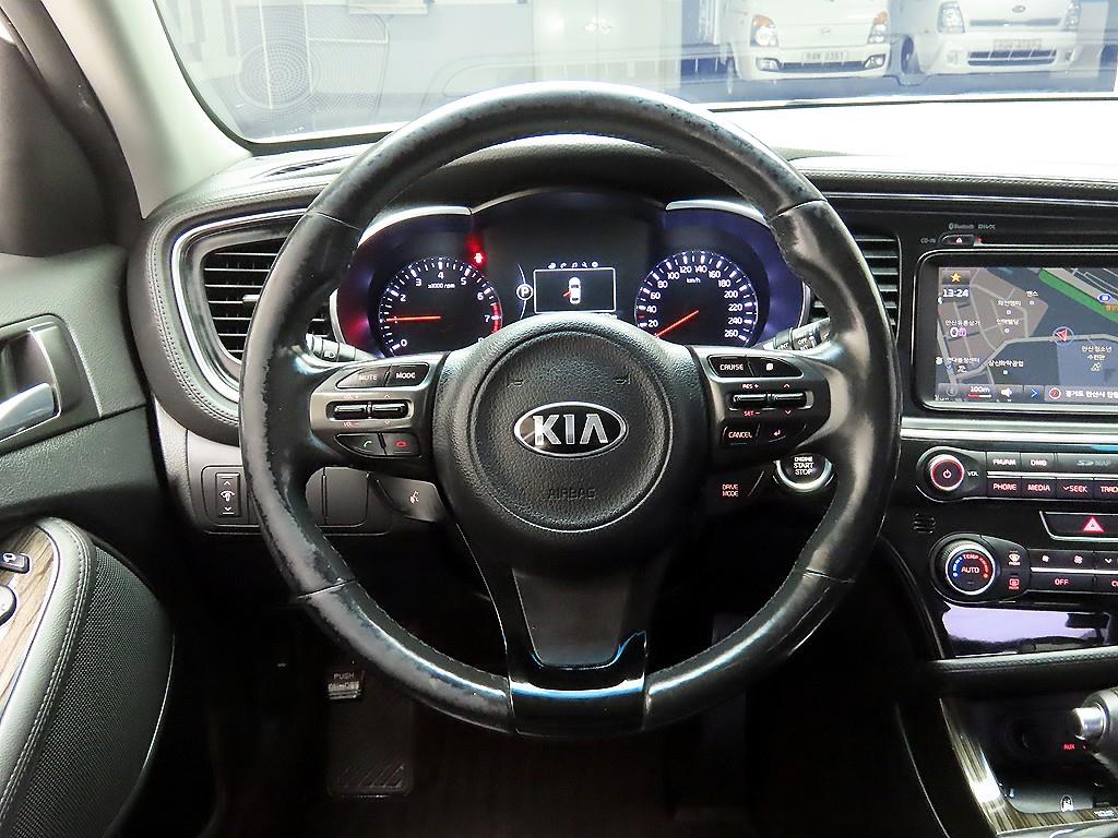 KIA K5 - Vista 7