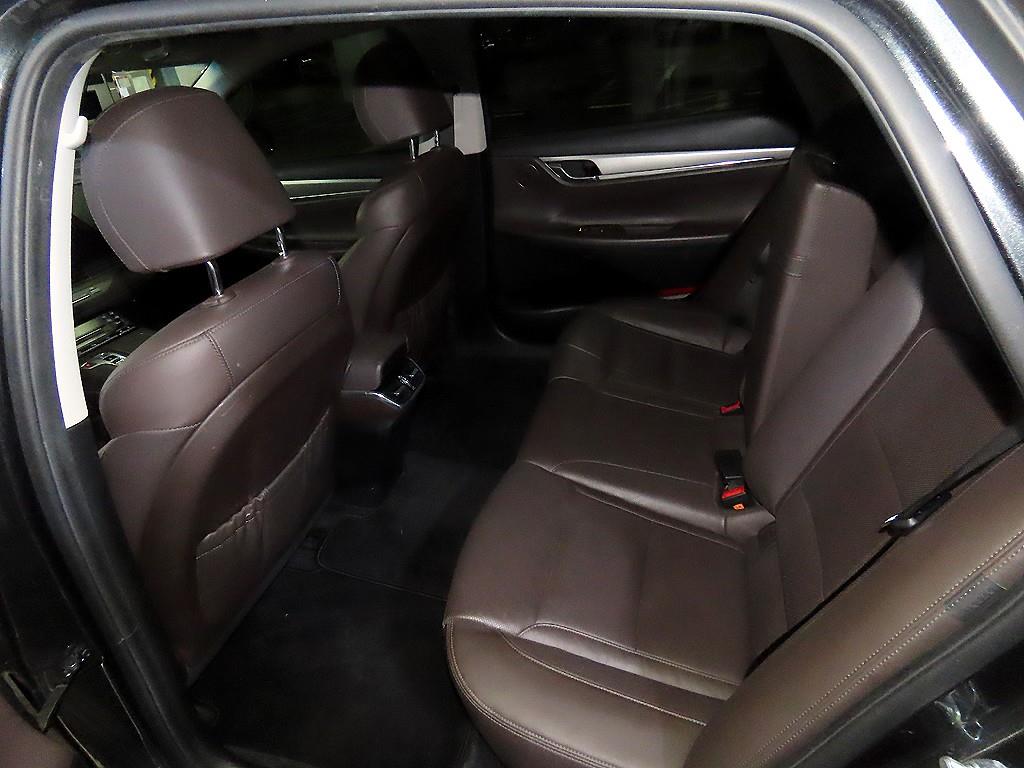 HYUNDAI Grandeur - Vista 7