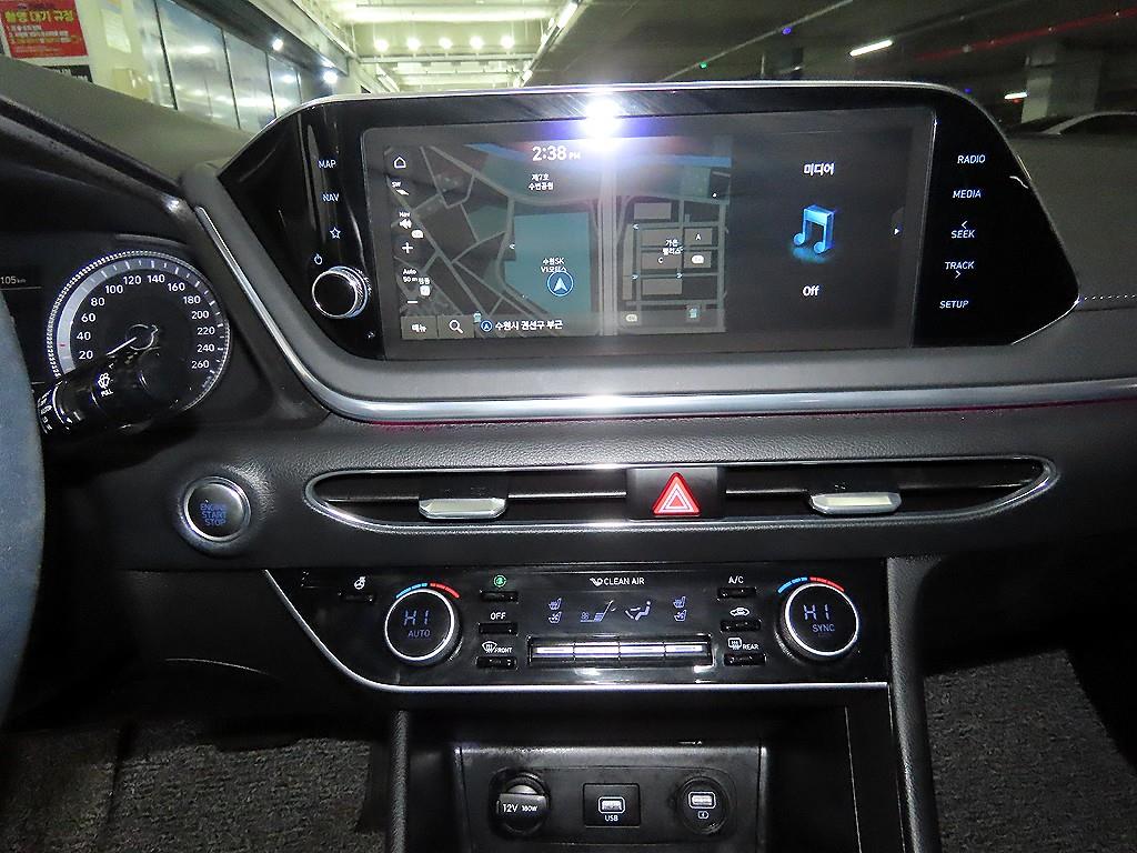 HYUNDAI Sonata - Vista 11