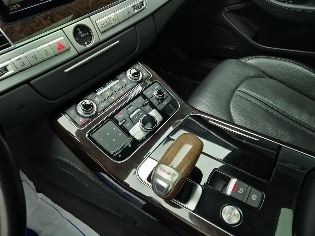 Audi A8 - Vista 8