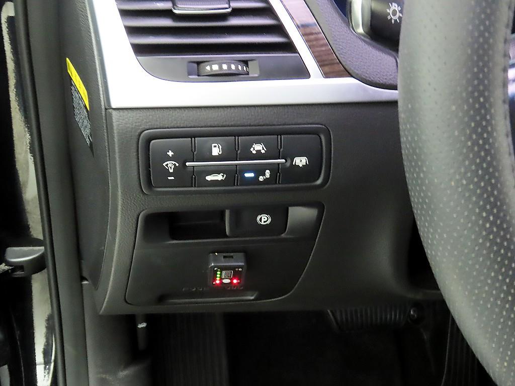 Genesis G80 - Vista 12