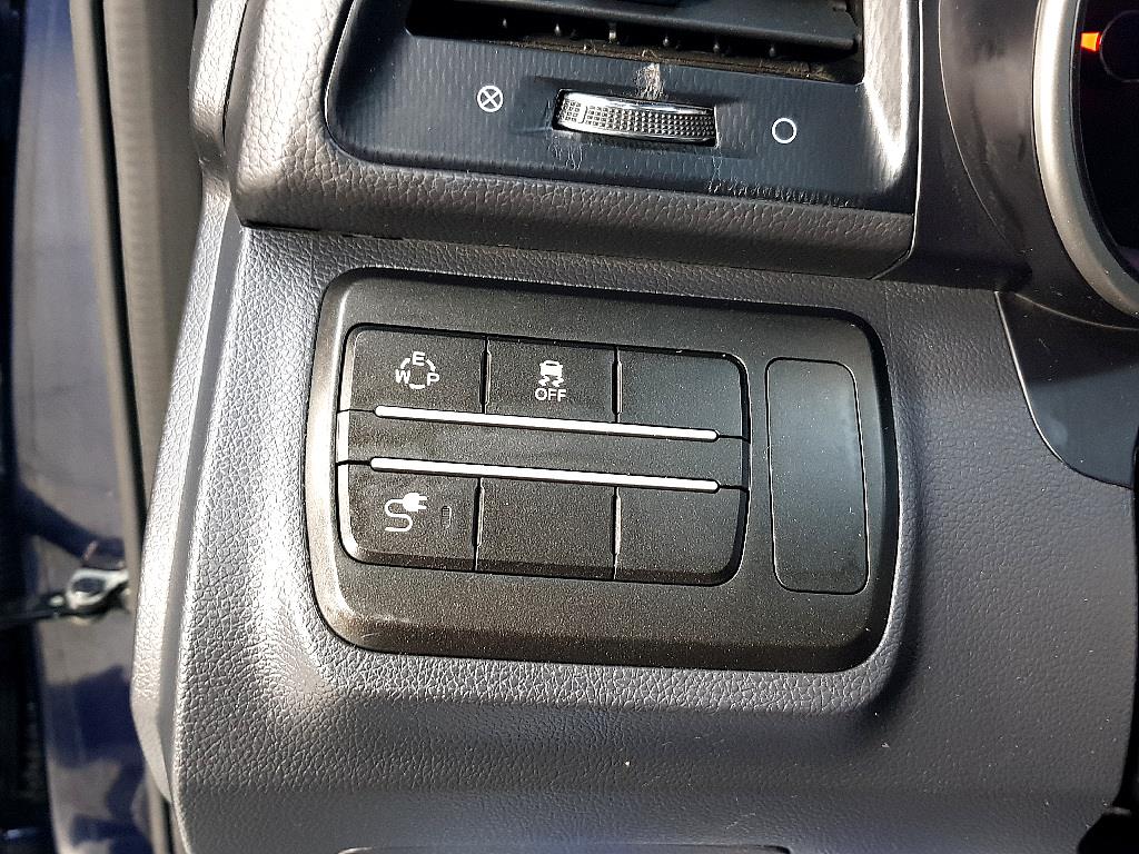 Ssangyong Tivoli - Vista 11