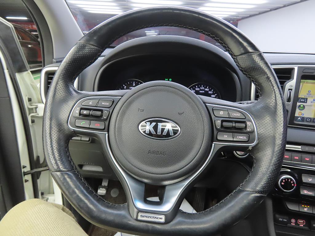 KIA Sportage - Vista 8