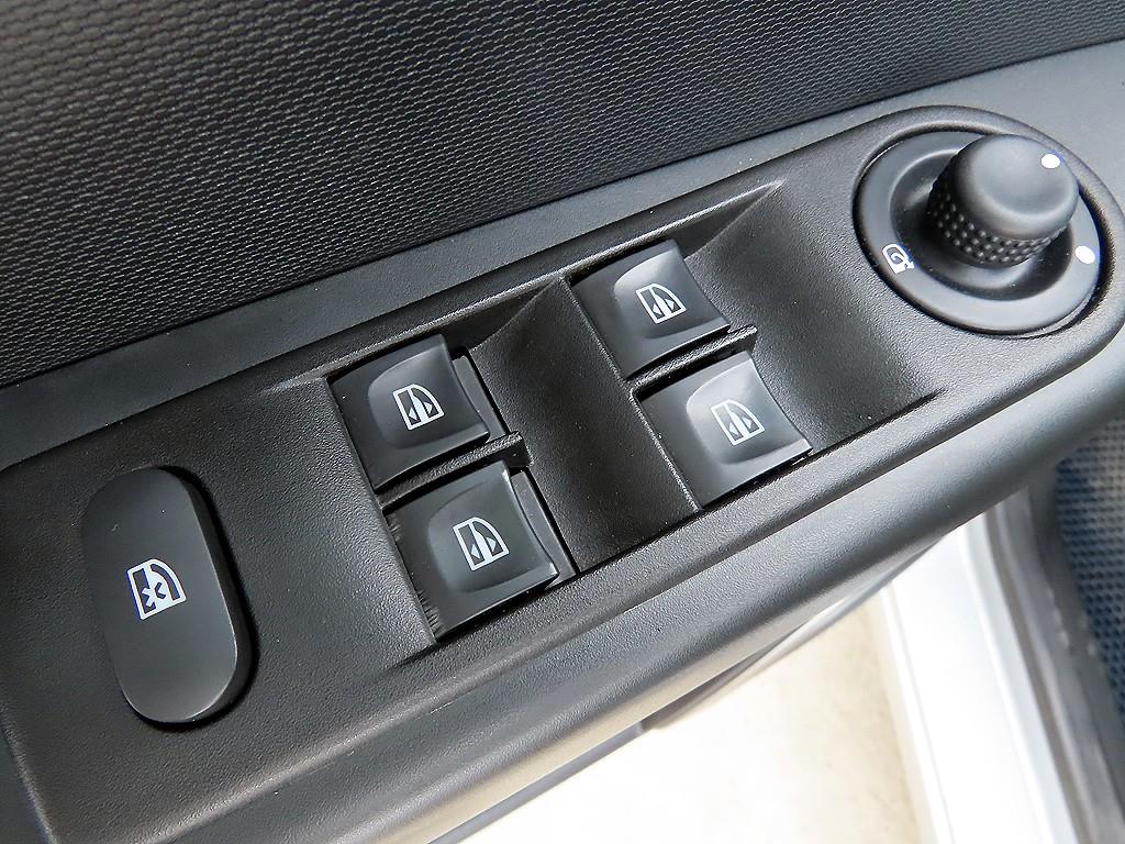 SAMSUNG QM3 2015 Plateado - Importación desde Corea - HF Imports Iquique - Foto 13