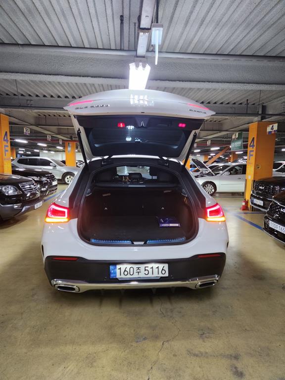 Mercedes Benz GLE Class - Vista 4