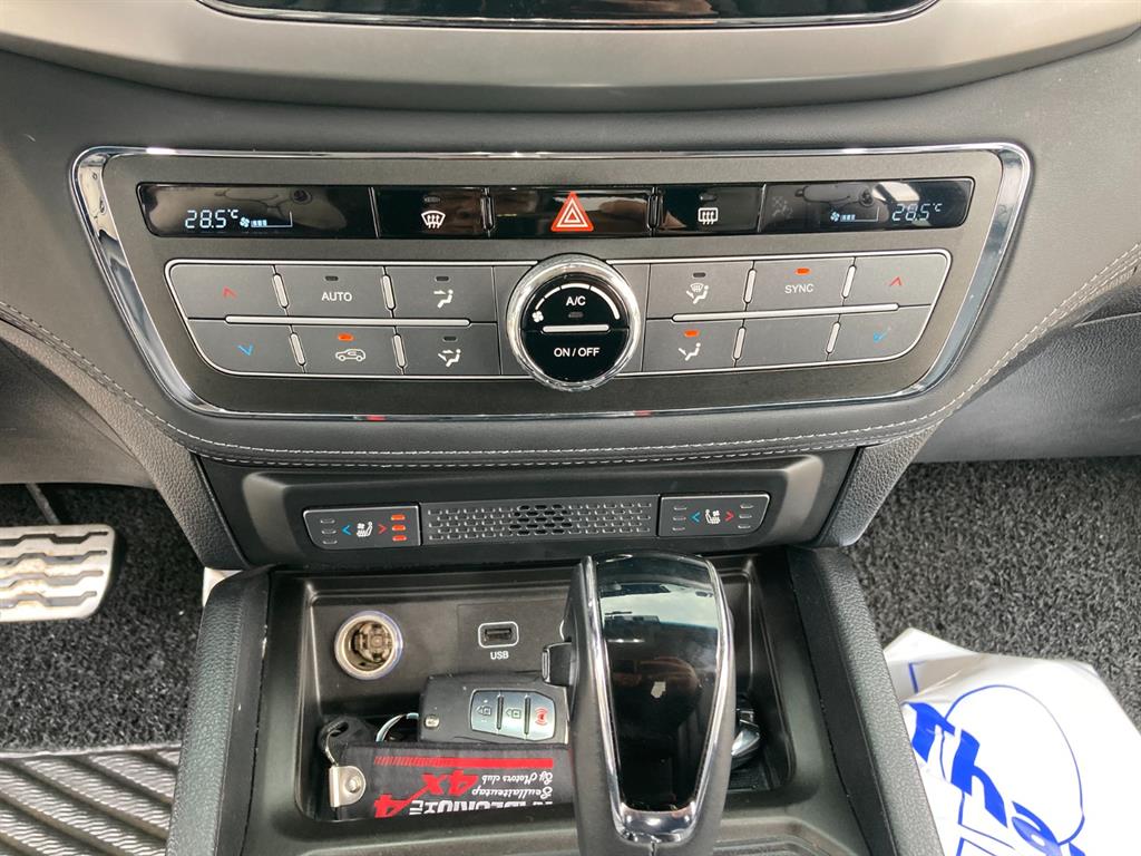 Ssangyong Rexton 2018 Azul - Importación desde Corea - HF Imports Iquique - Foto 15