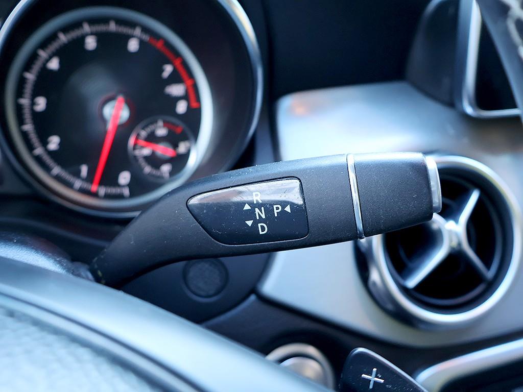 Mercedes Benz GLA Class 2018 Blanco - Importación desde Corea - HF Imports Iquique - Foto 7