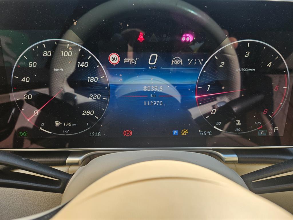 Mercedes Benz S Class - Vista 12