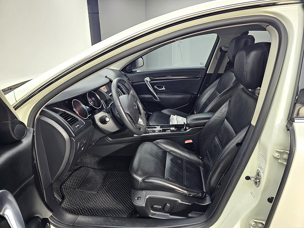 SAMSUNG SM7 - Vista 8