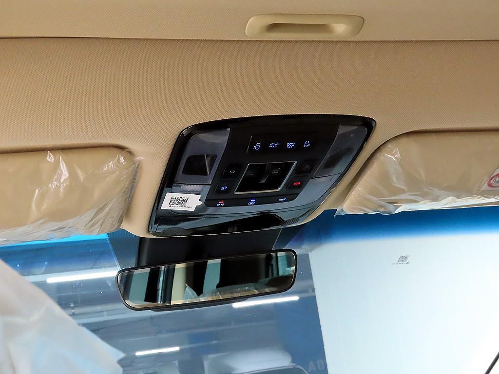 HYUNDAI Staria - Vista 12