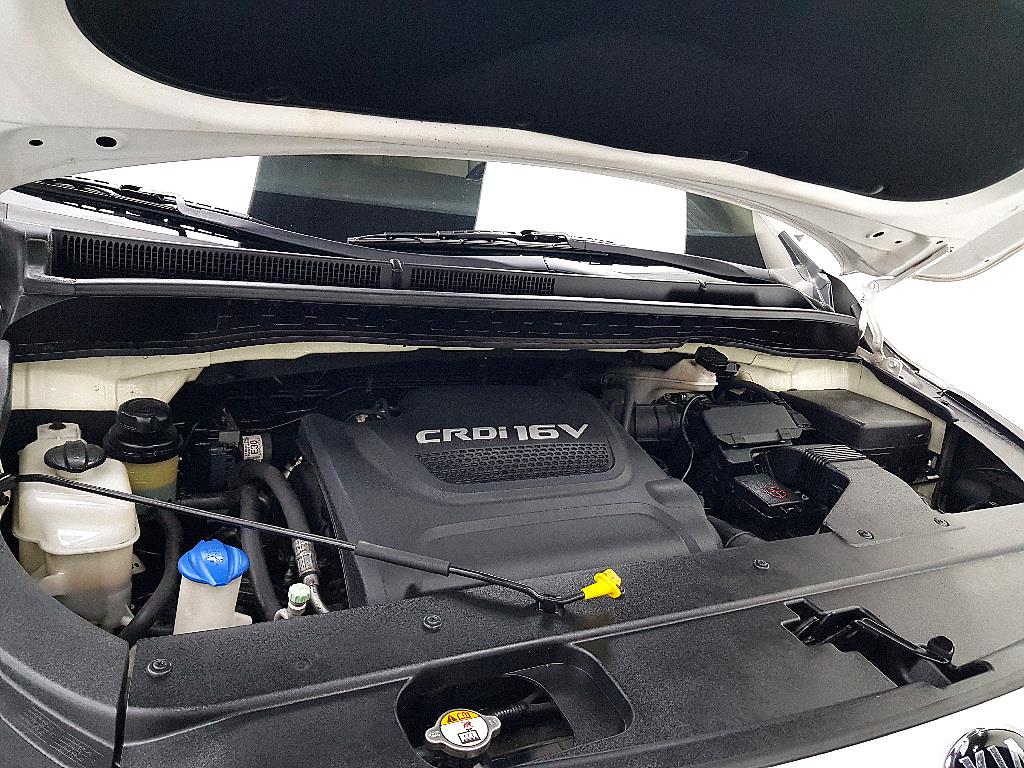 KIA Carnival - Vista 6