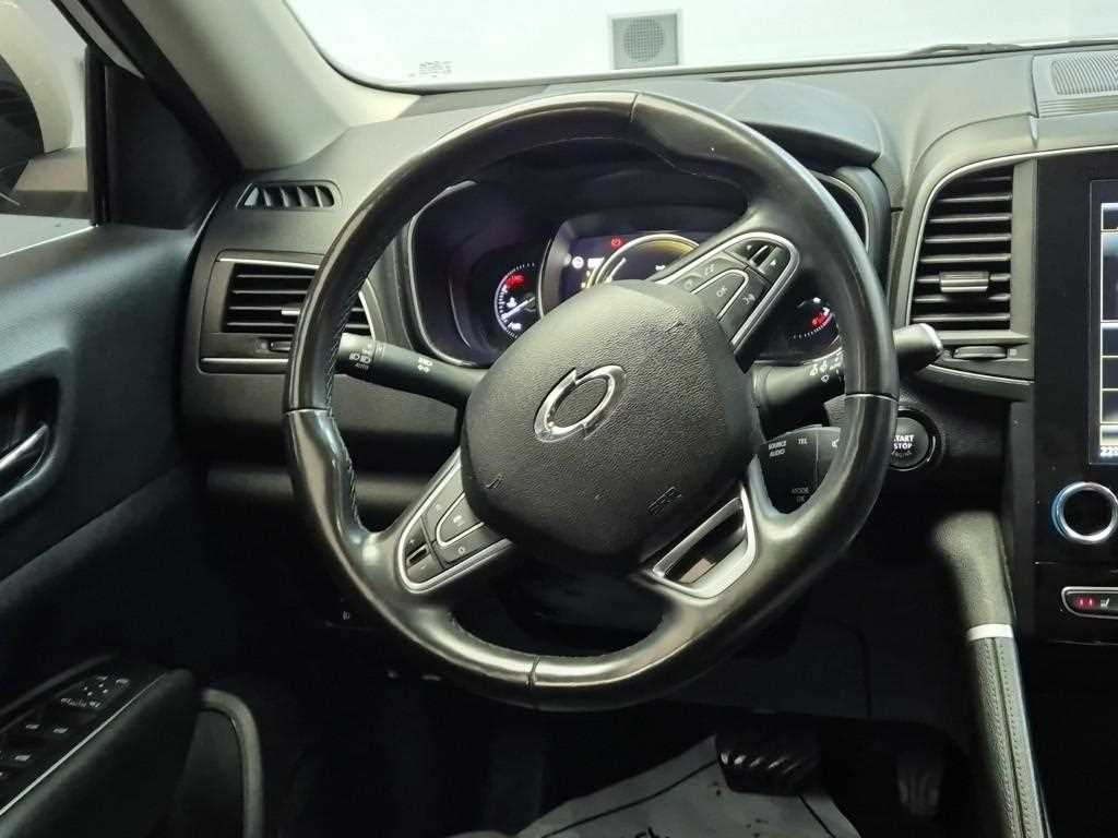 SAMSUNG QM6 - Vista 9