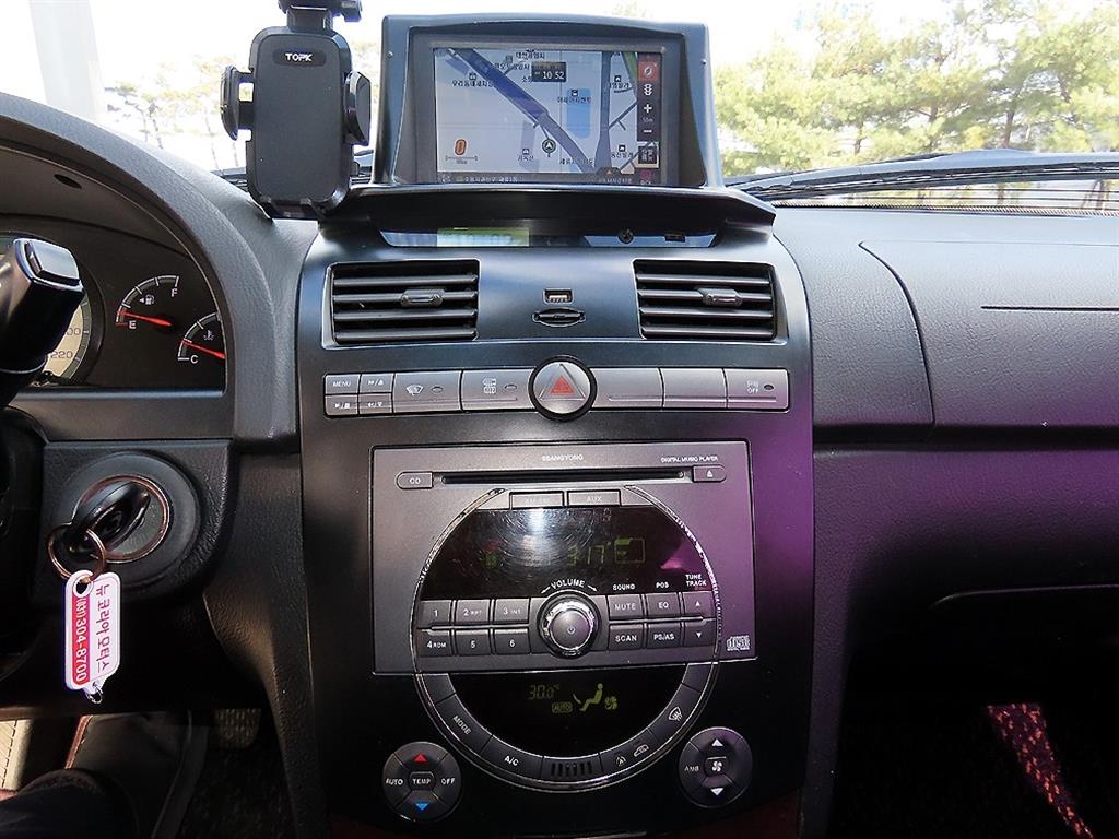 Ssangyong Rexton 2011 Negro - Importación desde Corea - HF Imports Iquique - Foto 13