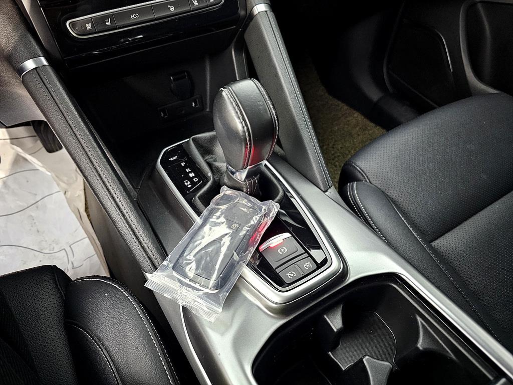 SAMSUNG QM6 2022 Blanco - Importación desde Corea - HF Imports Iquique - Foto 15