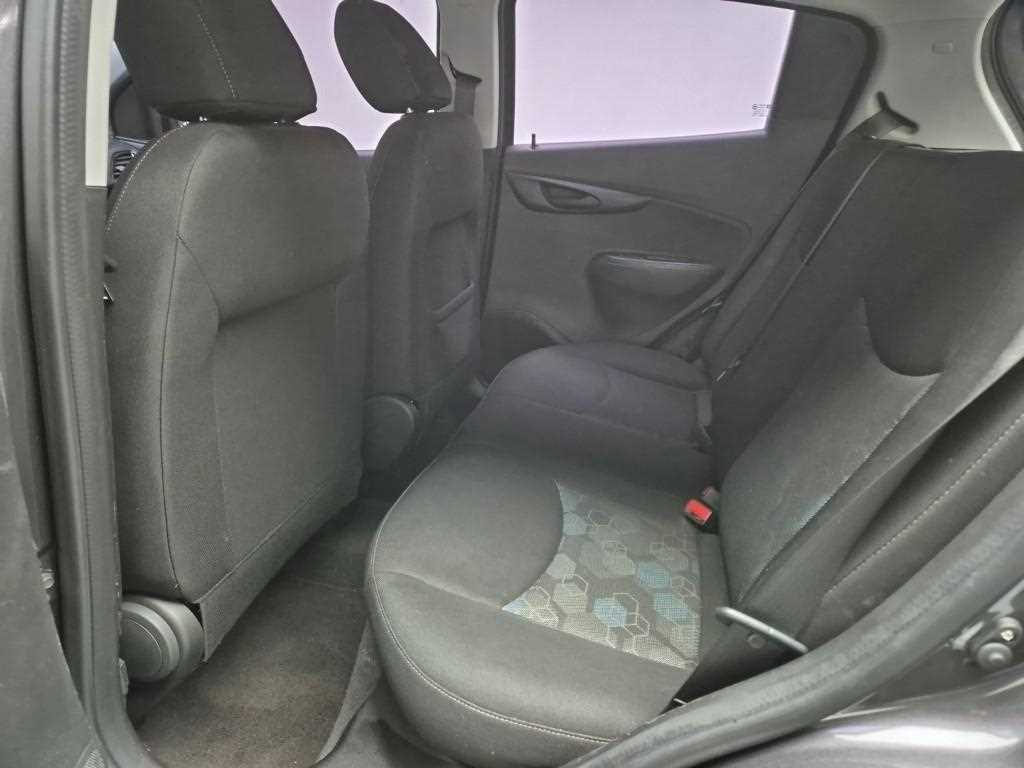 Chevrolet Spark - Vista 12