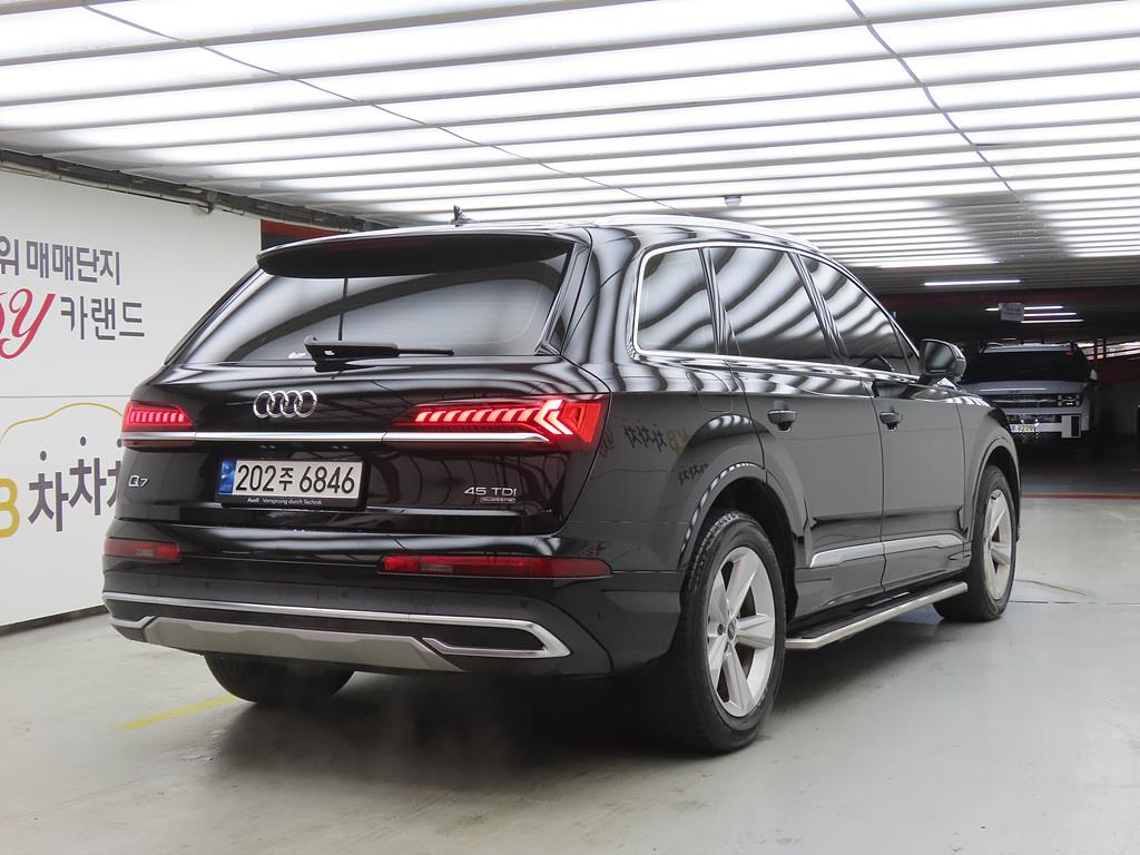 Audi Q7 - Vista 4