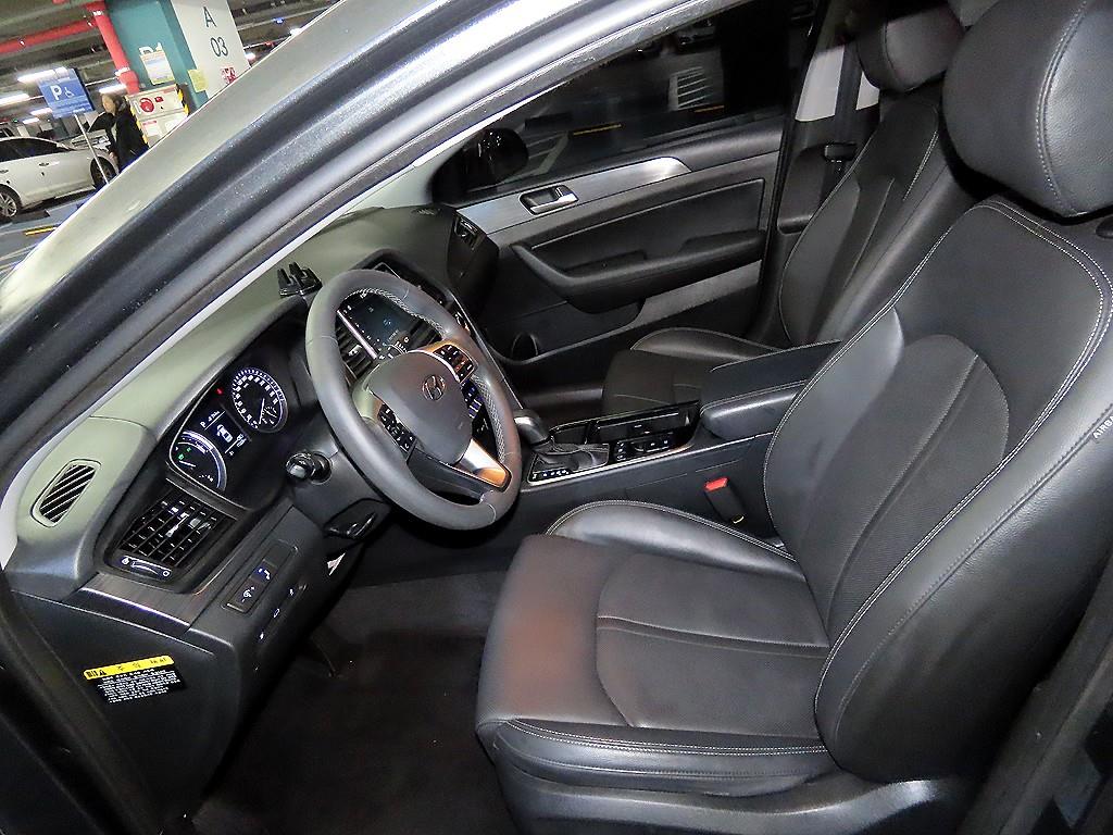 HYUNDAI Sonata - Vista 6