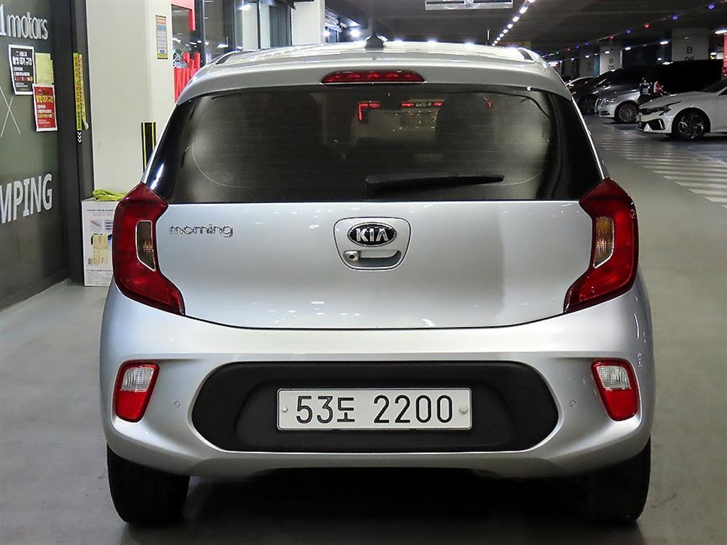 KIA Morning - Vista 5