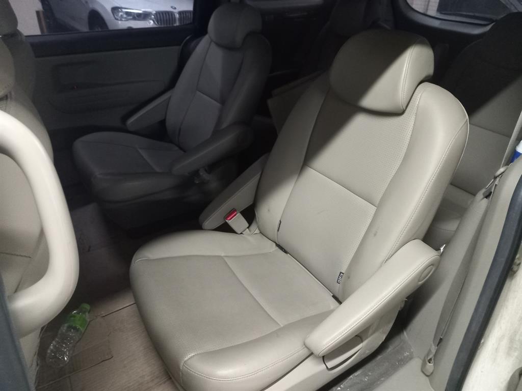 KIA Carnival 2019 Blanco - Importación desde Corea - HF Imports Iquique - Foto 14