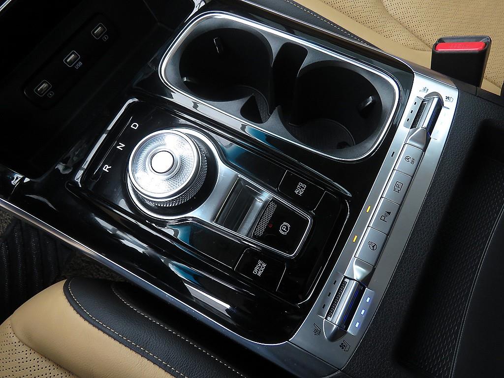 KIA Carnival 2023 - Importación desde Corea - HF Imports Iquique - Foto 14