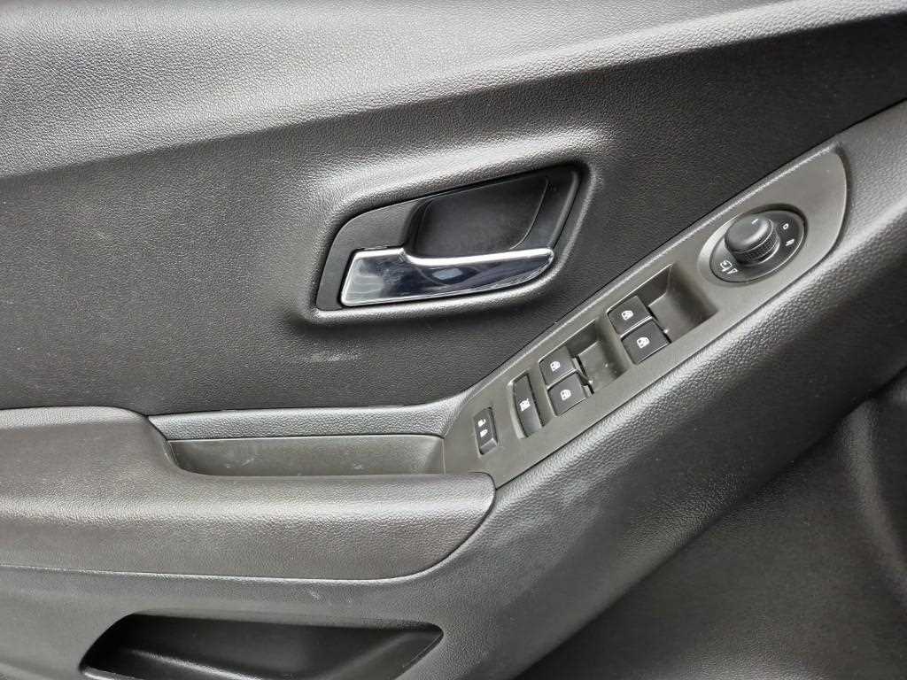 Chevrolet Trax 2015 Negro - Importación desde Corea - HF Imports Iquique - Foto 18