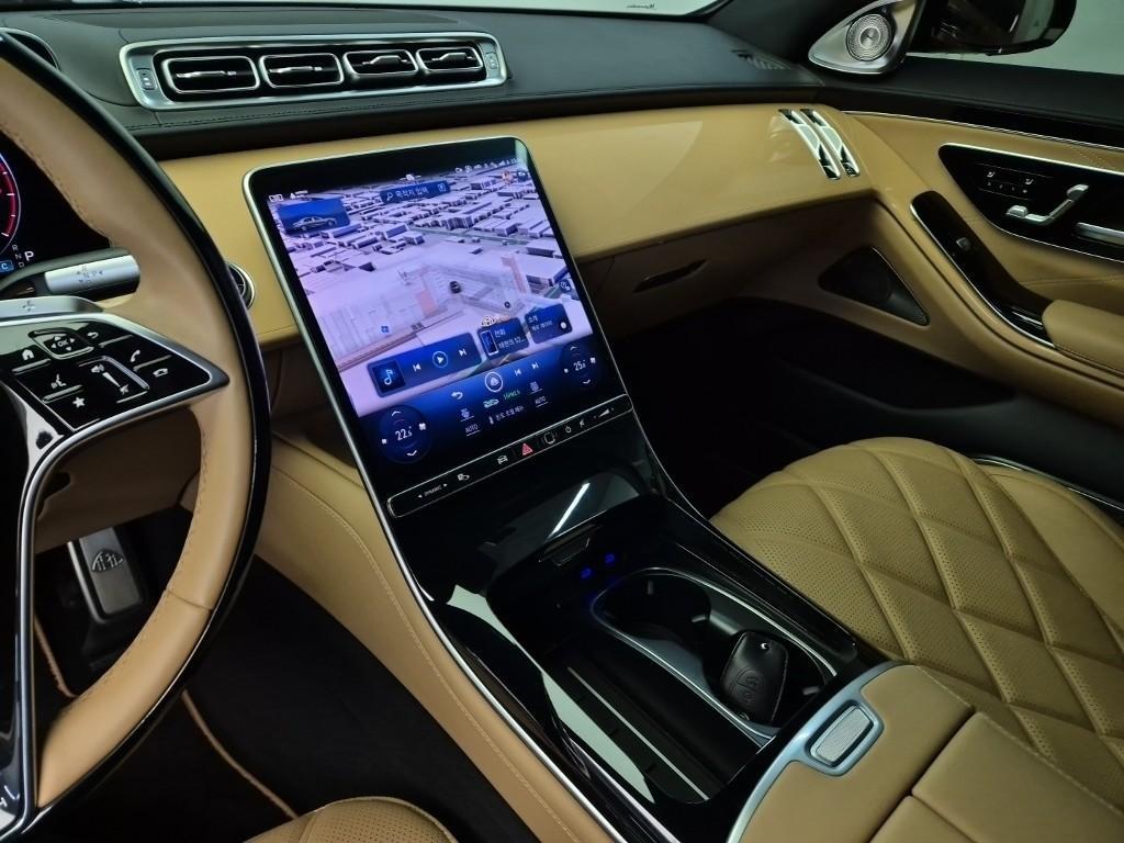 Mercedes Benz S Class - Vista 9