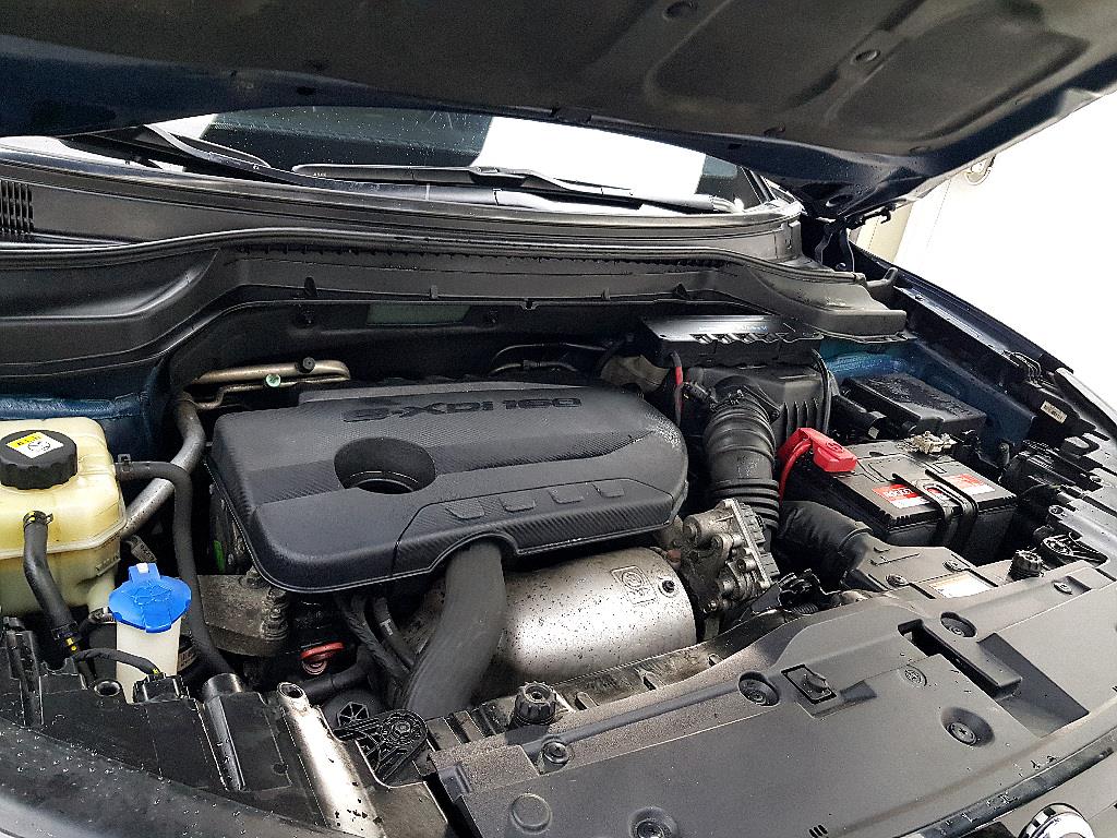 Ssangyong Tivoli - Vista 6