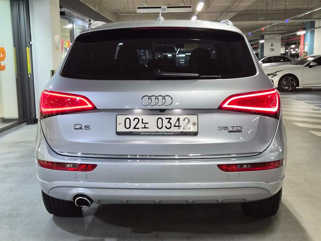 Audi Q5 - Vista 5