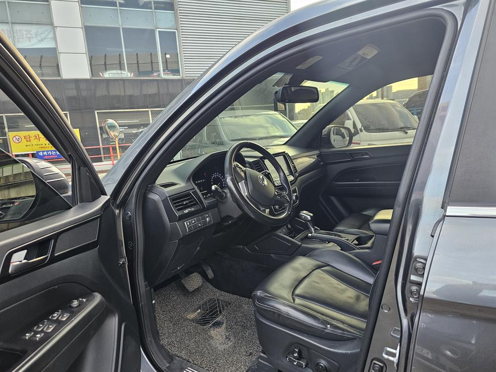 Ssangyong Rexton - Vista 5