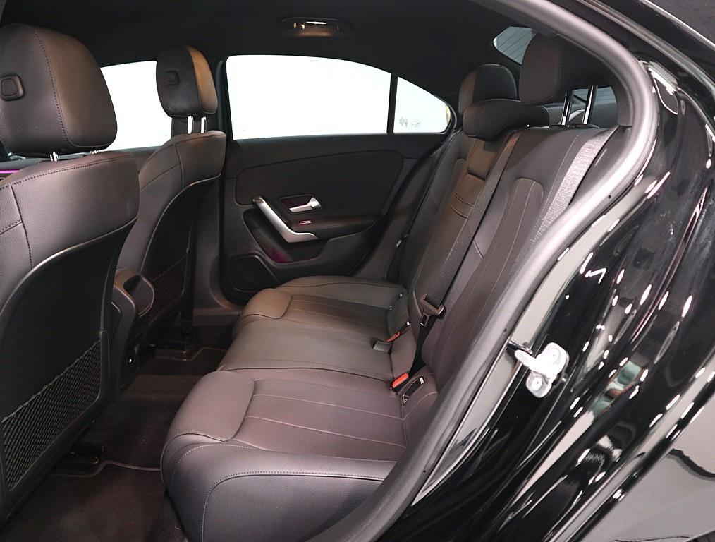 Mercedes Benz A Class - Vista 10