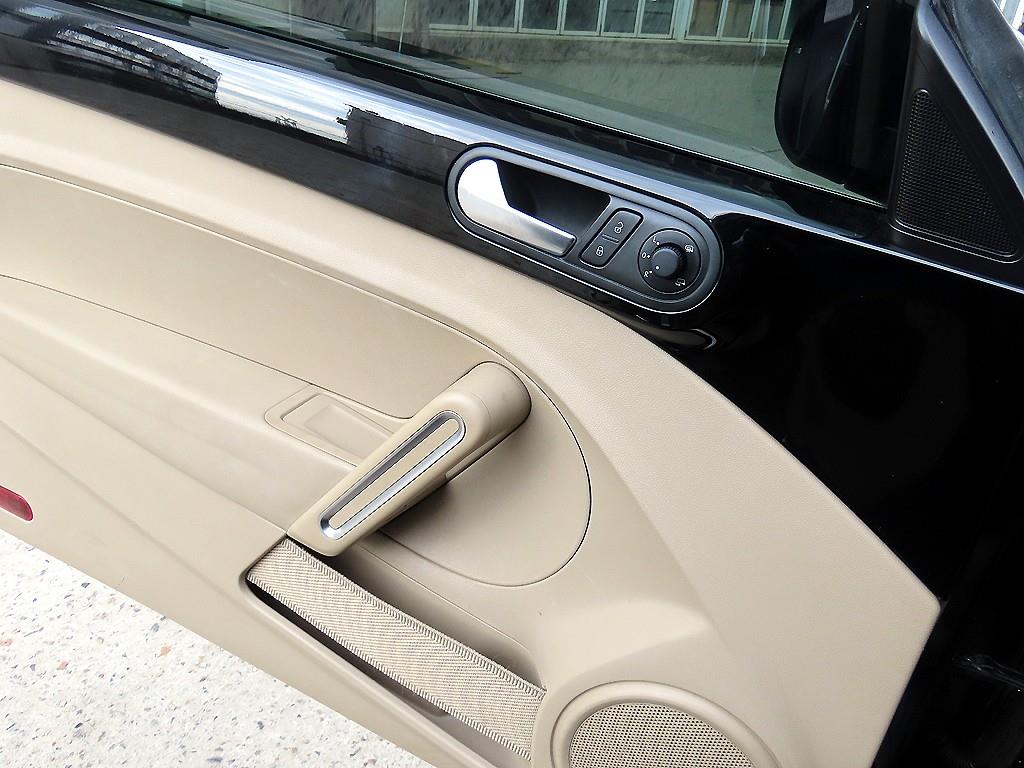 Volkswagen Beetle - Vista 11