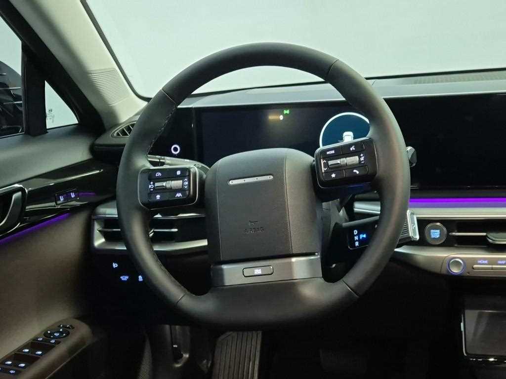 HYUNDAI Grandeur - Vista 9