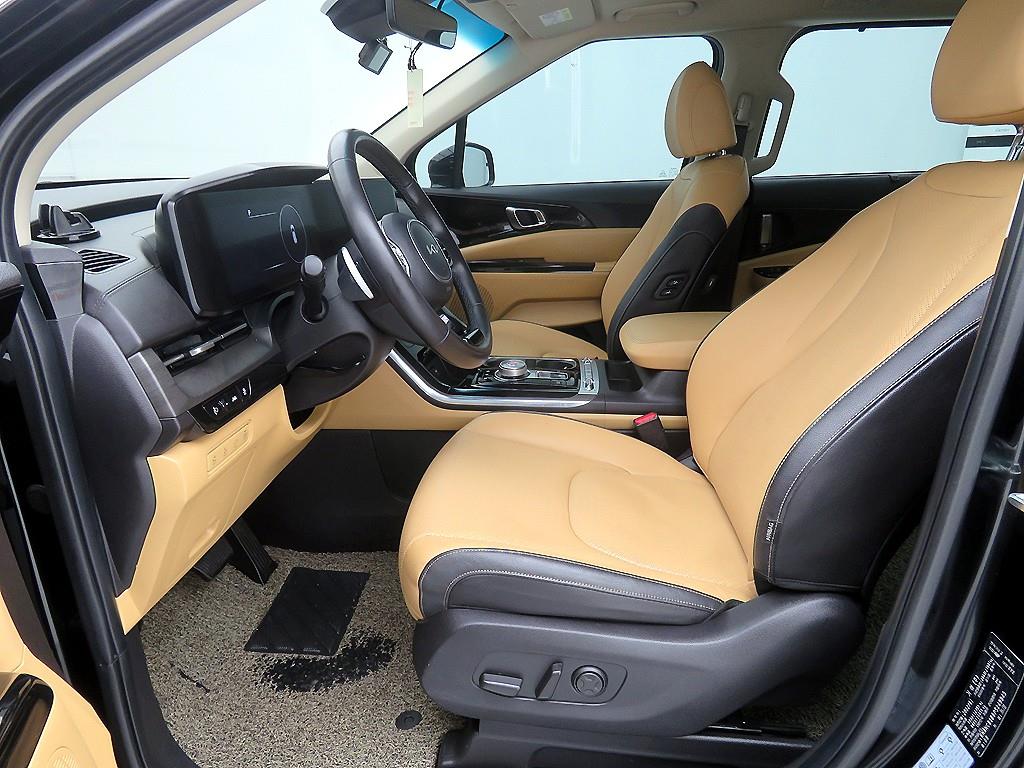 KIA Carnival - Vista 7