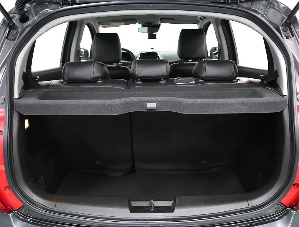 Chevrolet Spark - Vista 12