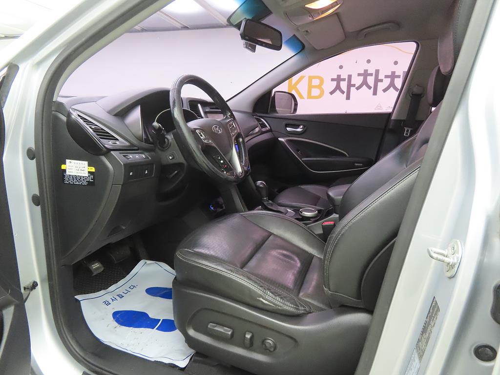 HYUNDAI Maxcruz - Vista 5