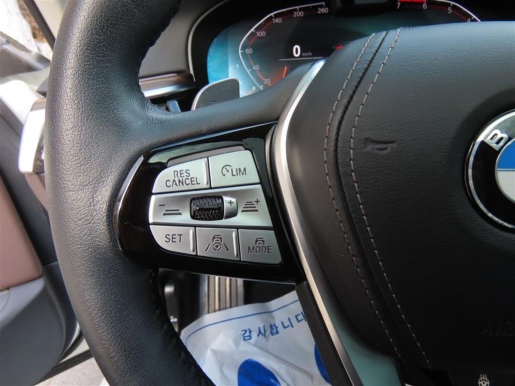 BMW 5 Series 2023 - Importación desde Corea - HF Imports Iquique - Foto 11