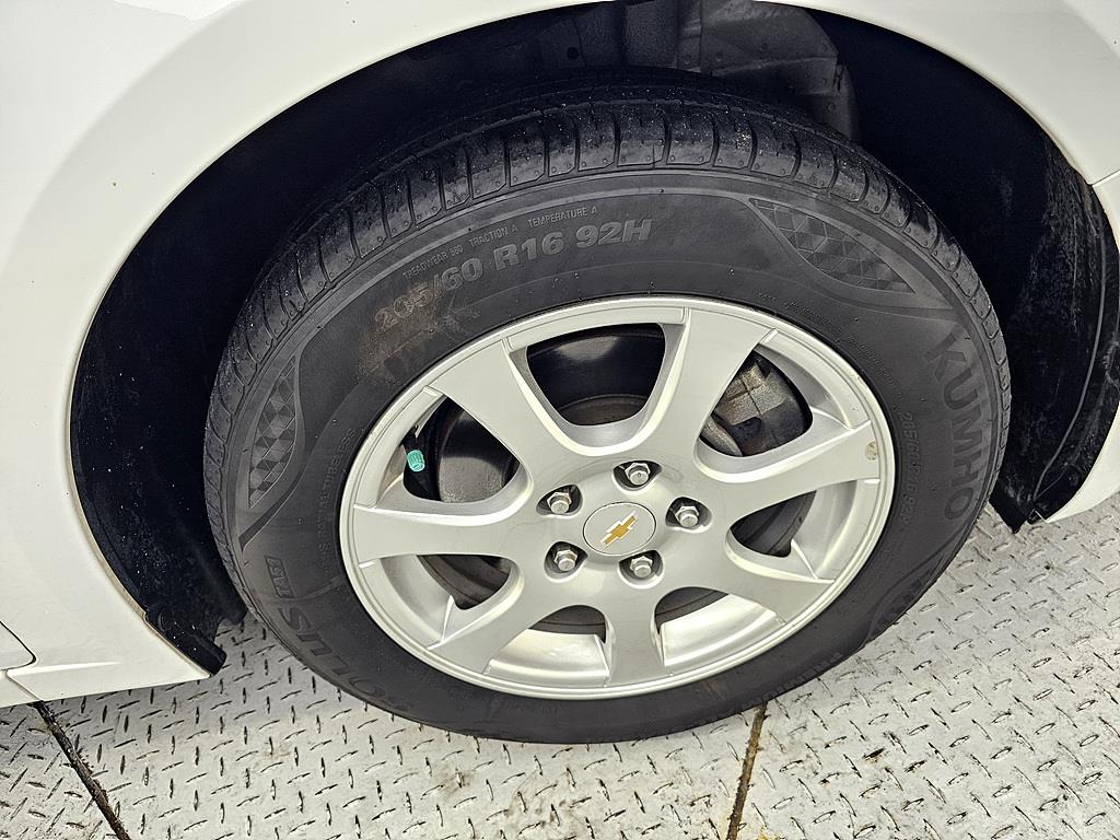 Chevrolet Cruise 2011 Blanco - Importación desde Corea - HF Imports Iquique - Foto 20