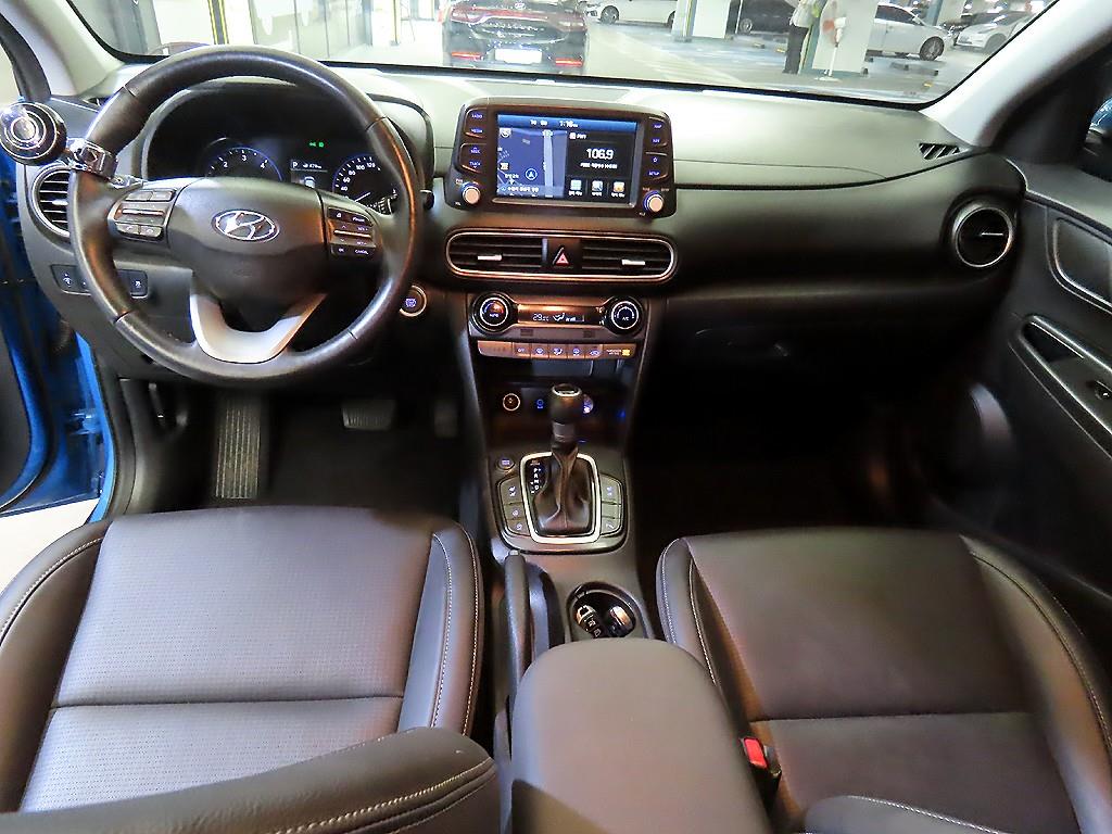 HYUNDAI Kona - Vista 9